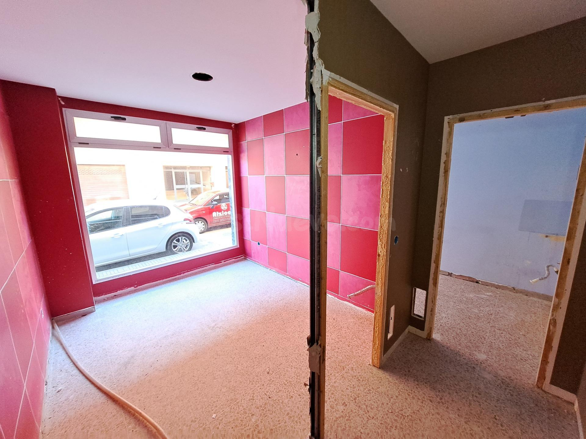 LOCAL COMERCIAL EN ALQUILER - foto 5