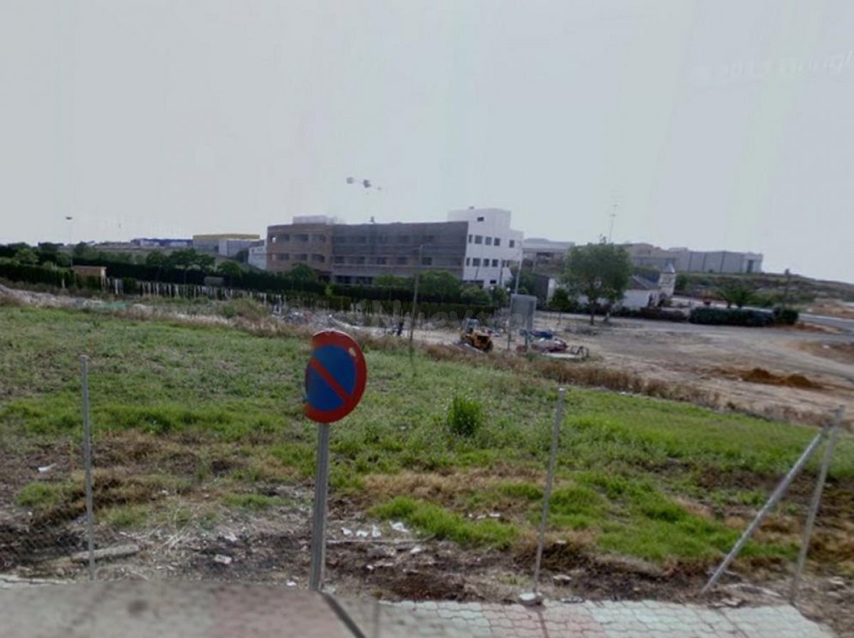 Solar en venta - ALCALÁ DEL RÍO - foto 5
