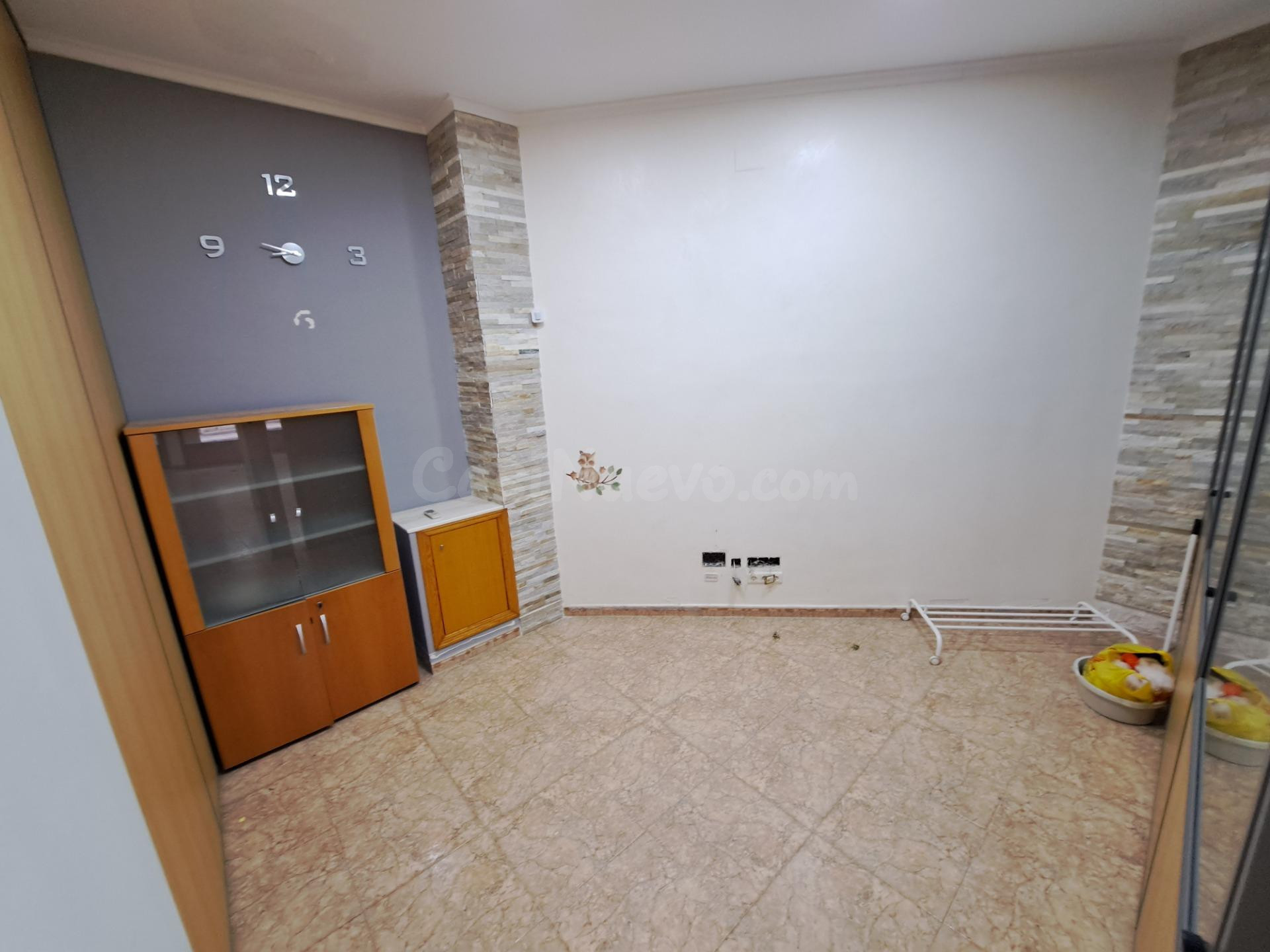 LOCAL COMERCIAL EN ALQUILER - foto 4