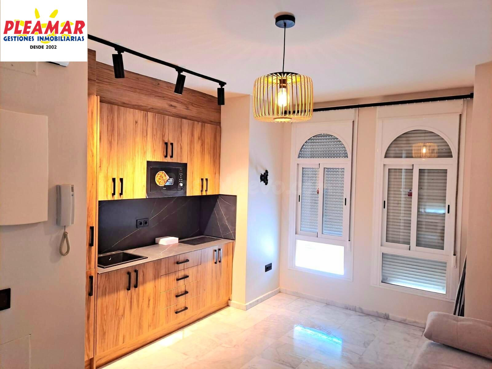 Moderno Apartamento Reformado en Rota - ¡A solo 750 metros de la Playa! ️