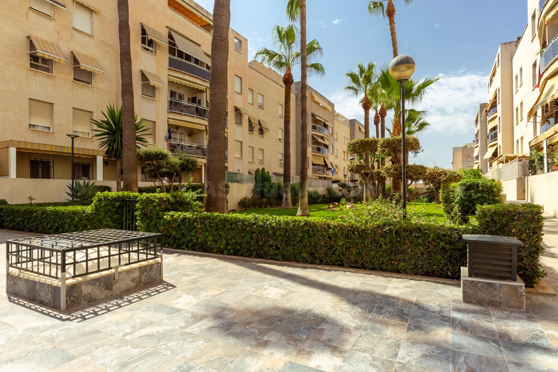 Ático con 5 dormitorios y 102m2 de terraza privadas en Málag