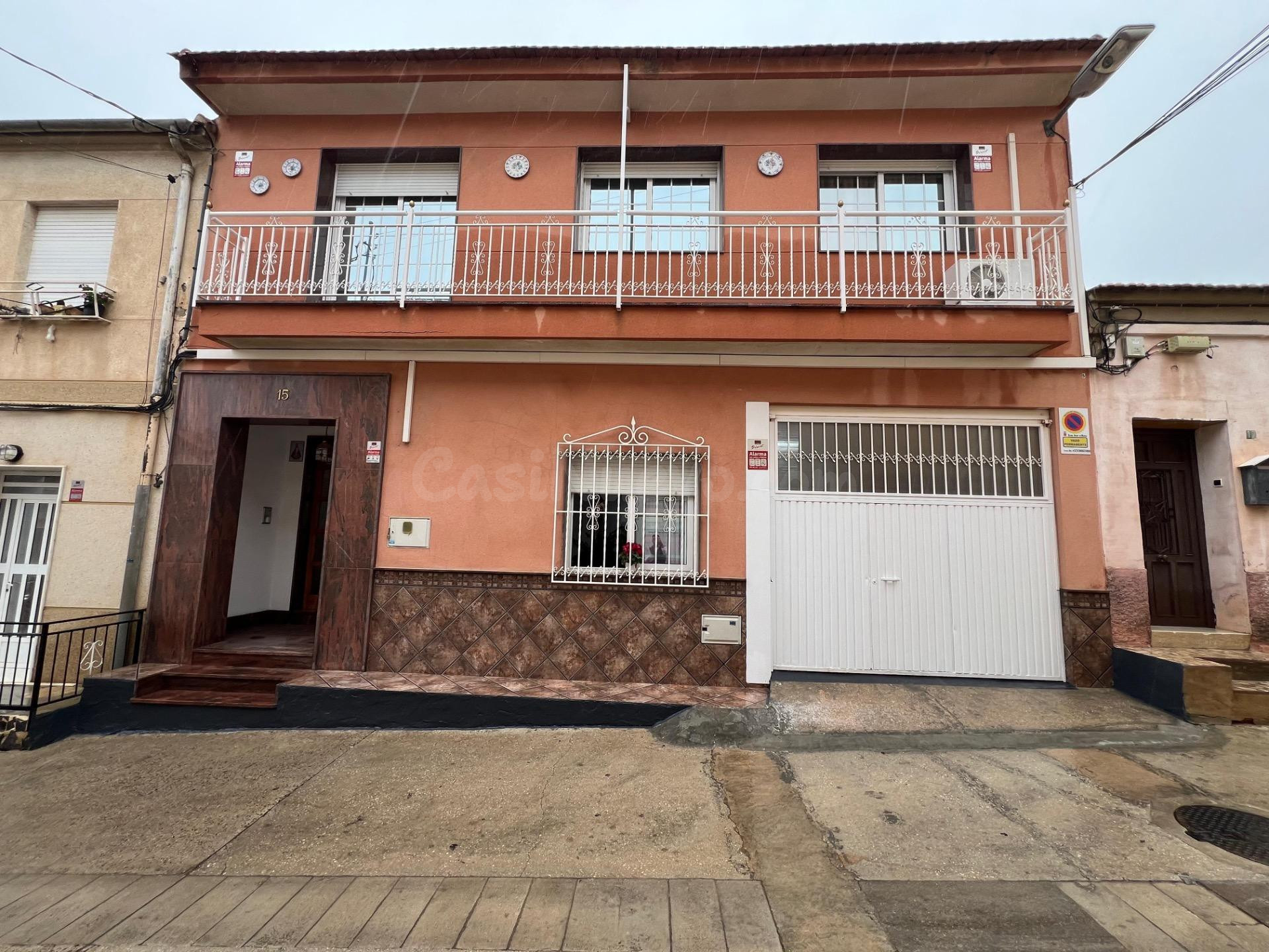 ESPECTACULAR VIVIENDA EN LOS RAMOS (MURCIA)