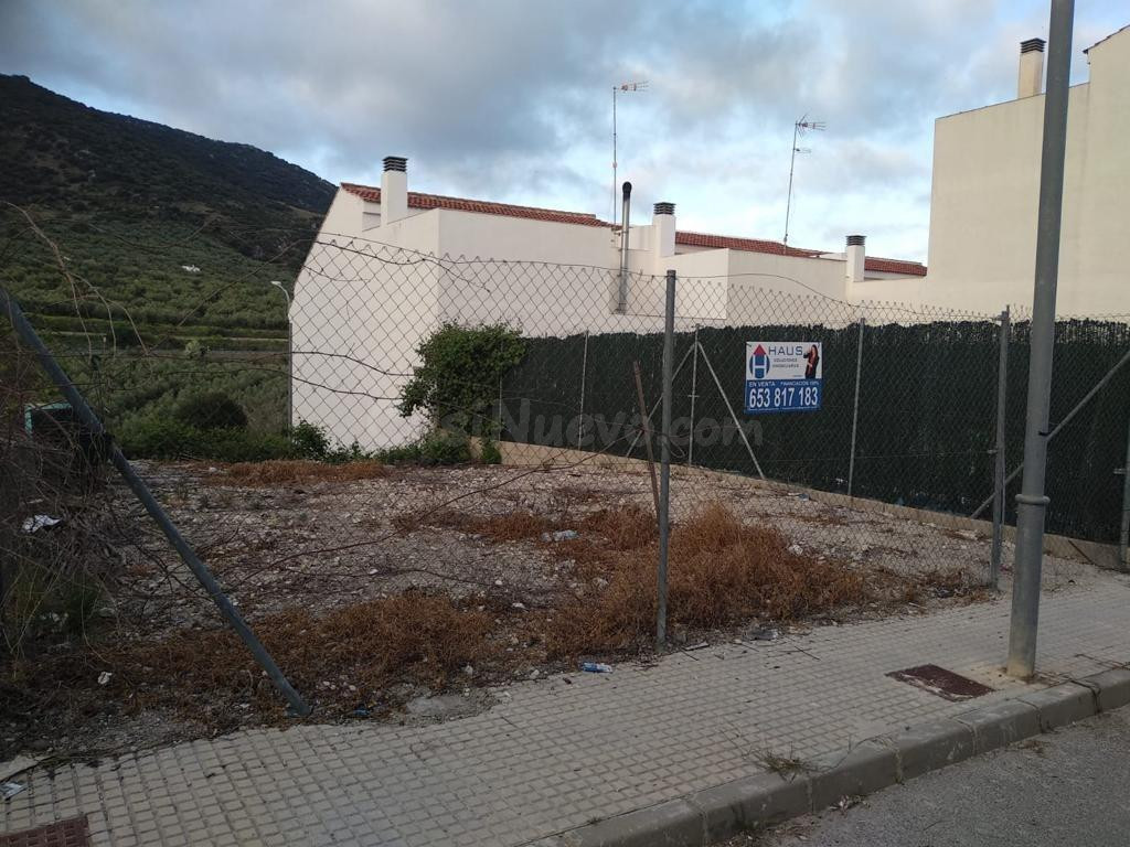Se vende solar en Doña Mencía