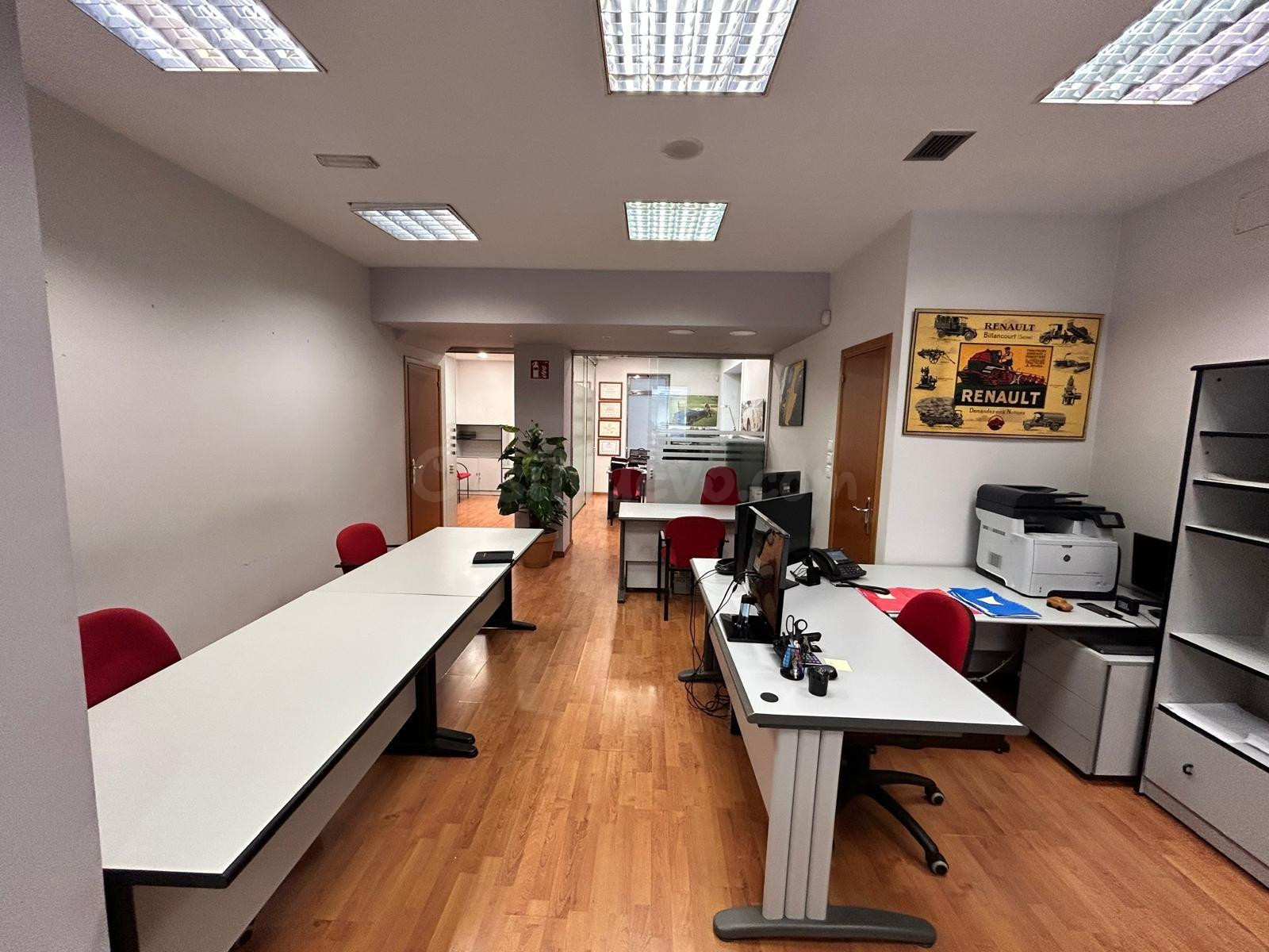 Magnífica oficina en alquiler lista para entrar a trabajar - foto 5