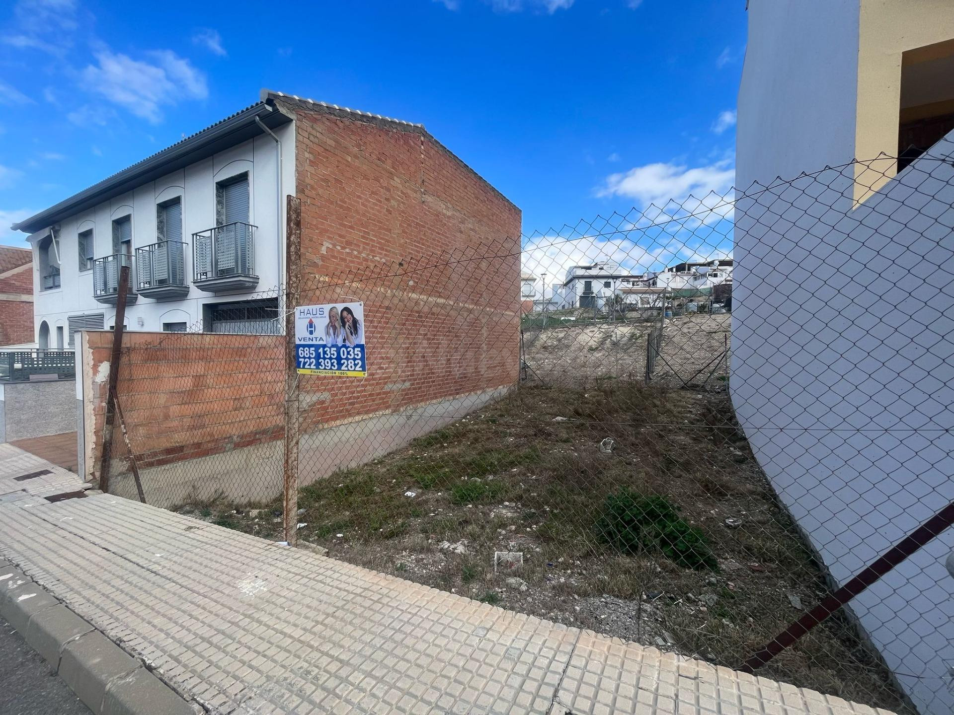 Venta Solar en zona Polideportivo