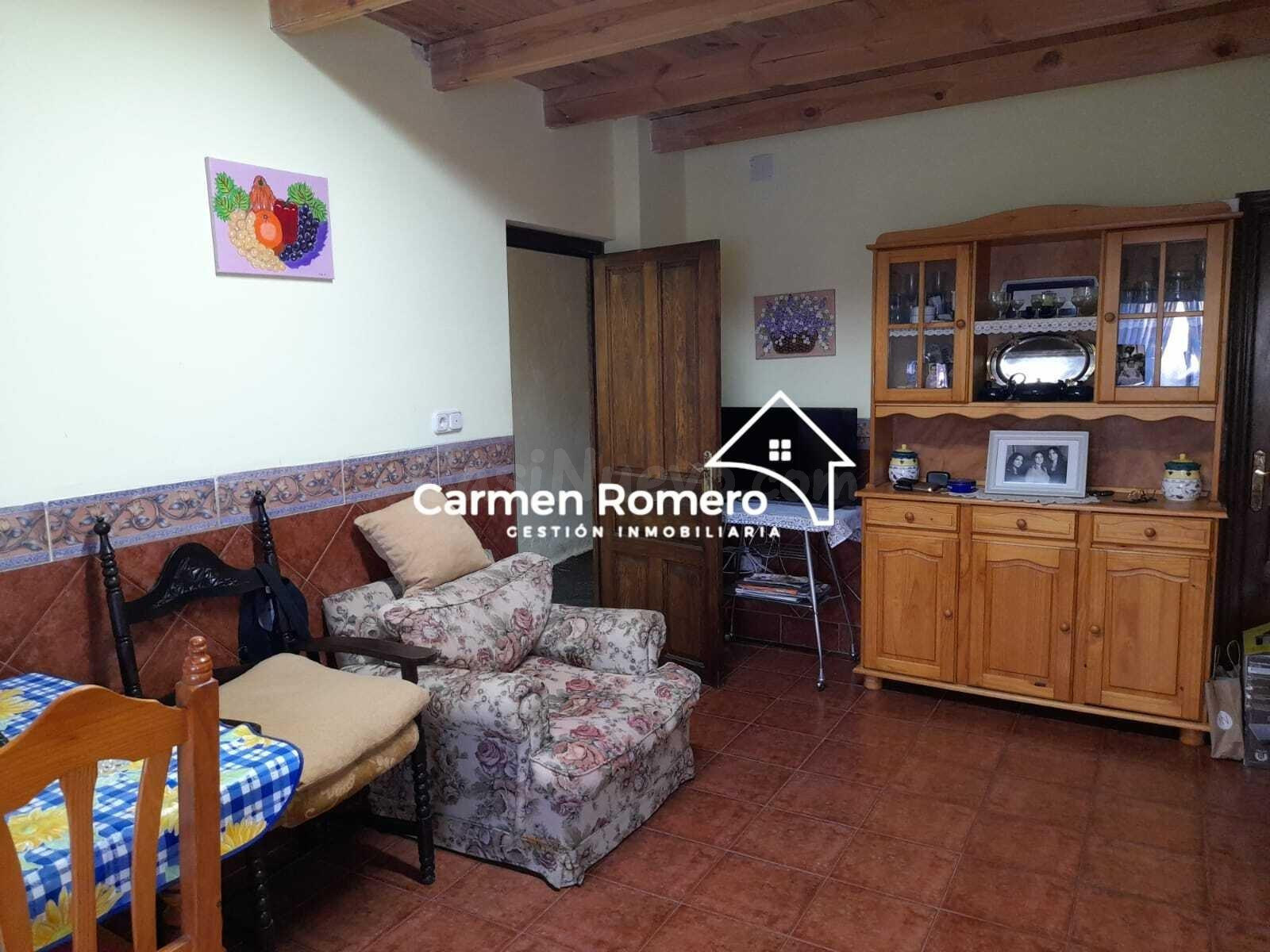 Casa de pueblo  con garaje y Patio-Jardín de 120 m2 a 18 Km  - foto 5