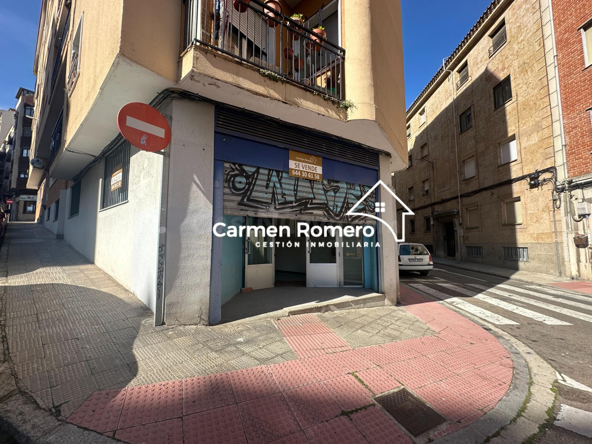 FANTASTICO LOCAL JT. OFICINA DEL IMEN DE CANALEJAS EN VENTA  - foto 4