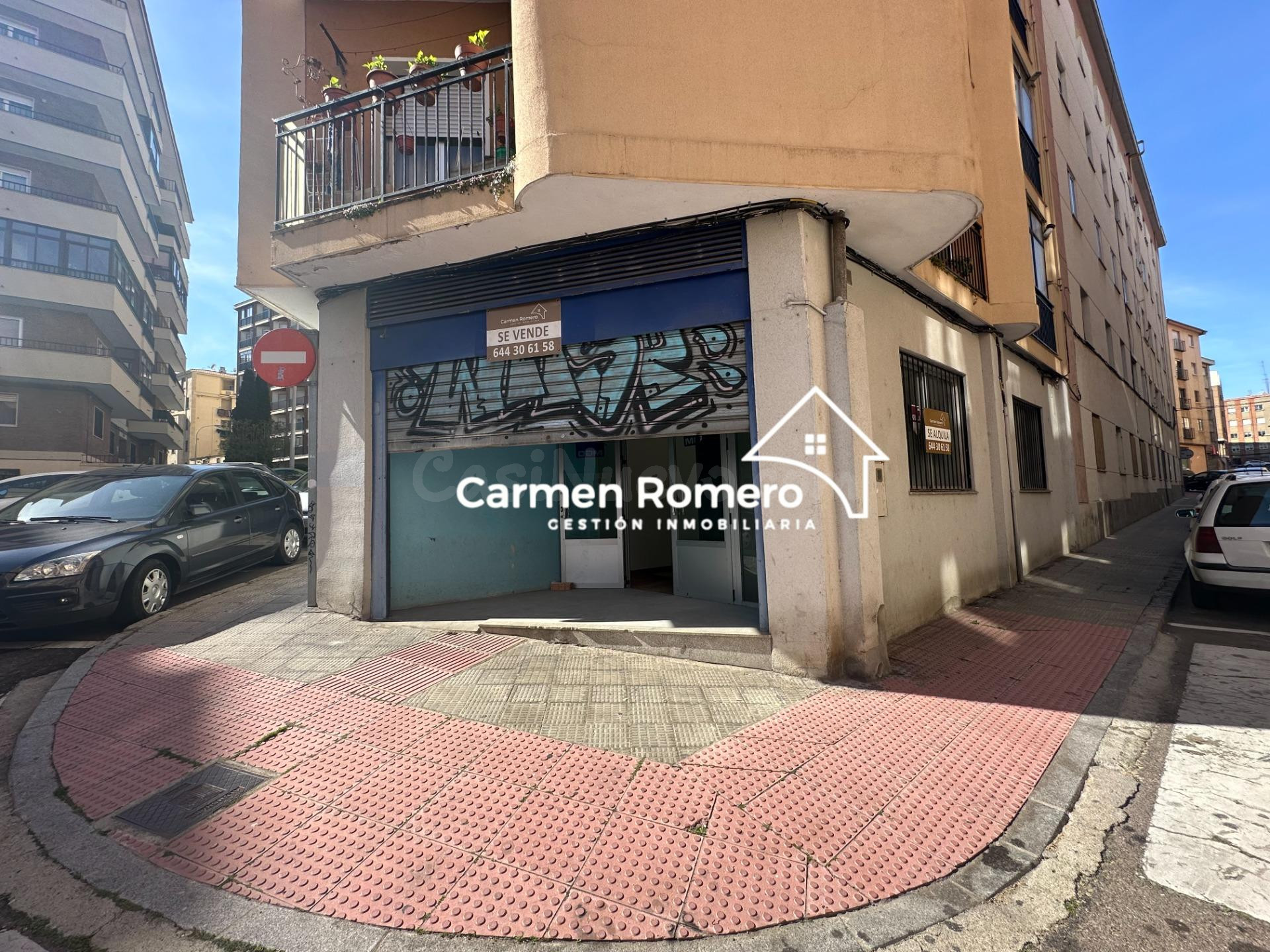FANTASTICO LOCAL JT. OFICINA DEL IMEN DE CANALEJAS EN VENTA  - foto 5