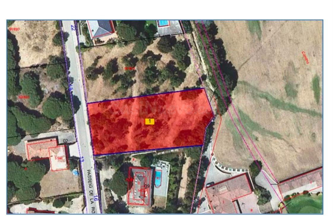 Parcela urbana de 2.000 m2 en venta en Sant Andreu de Llavan - foto 3