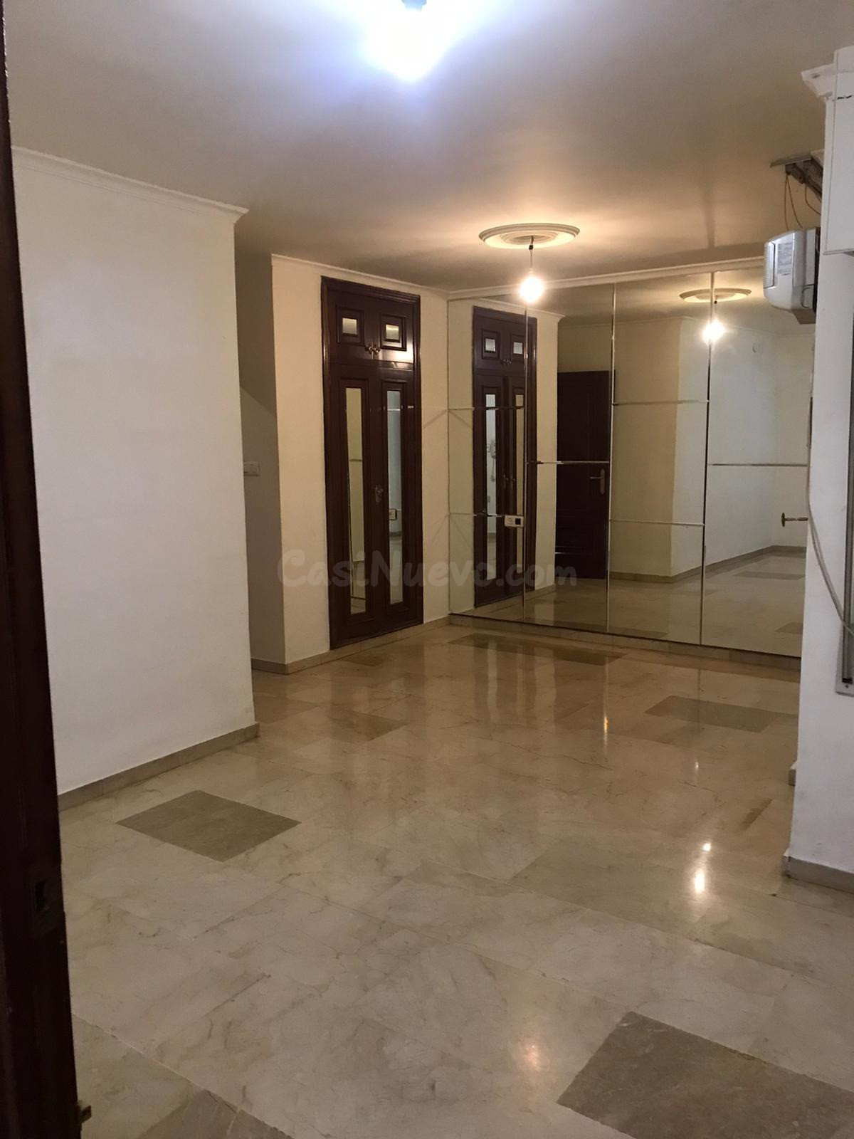 LT/ Precioso piso de tres dormitorios SIN MUEBLES zona Recogidas