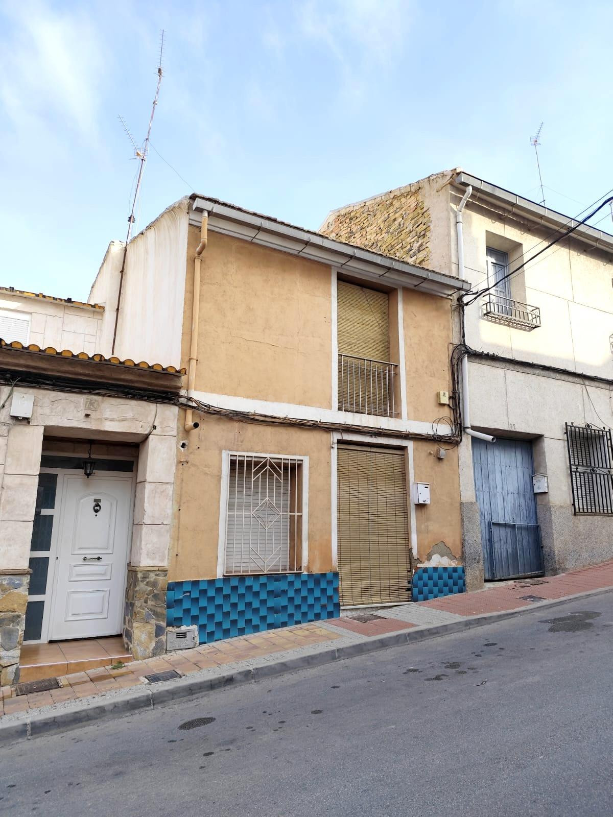 Casa amplia para reformar en el Barrio Sagrado Corazón – Molina de Segura