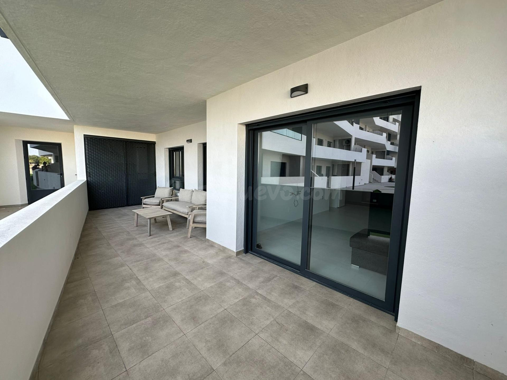 Apartamentos de lujo con piscina y parking en San Miguel de  - foto 3