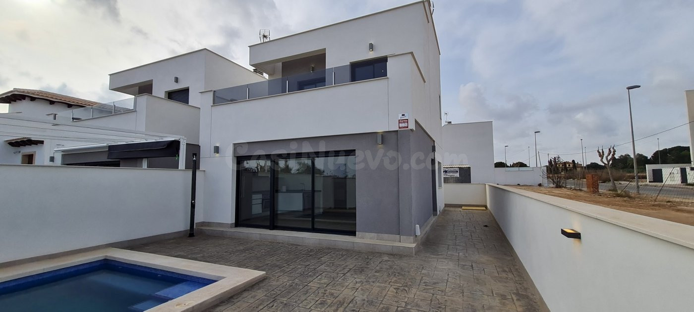 VILLAS EN ORIHUELA COSTA
