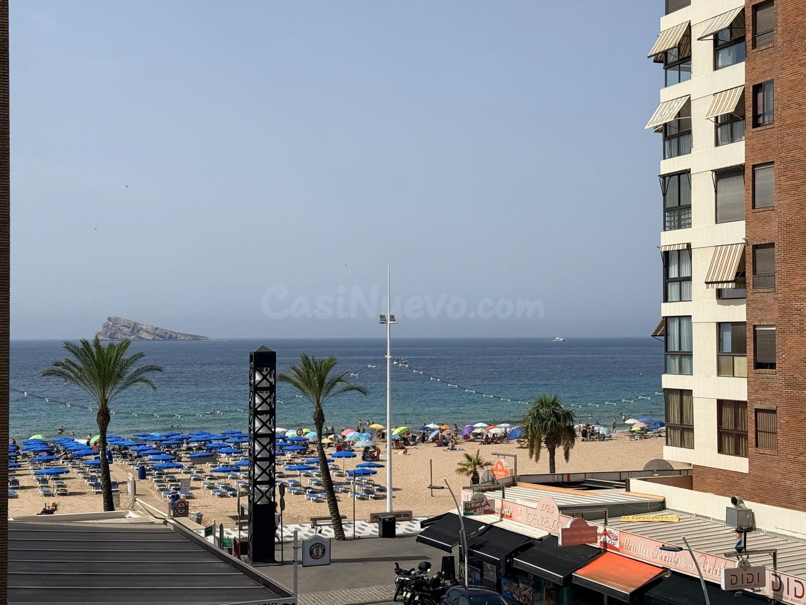 Bonito y amplio piso de 2 dorm. en zona primera línea de Playa de Levante - www.inmobiliarialesdunes.com