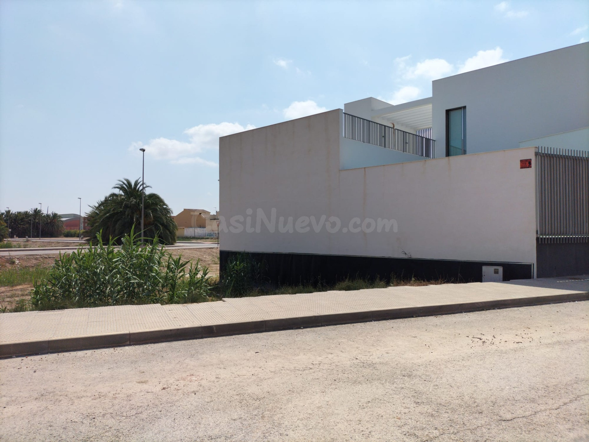 TERRENO URBANO EN ZONA AUDITORIO DE COX - foto 2