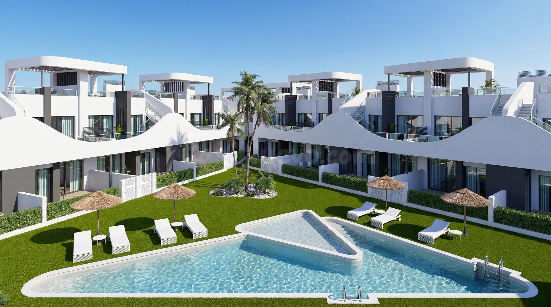 APARTAMENTOS DE OBRA NUEVA EN PLANTA BAJA CON JARDÍN EN SAN FULGENCIO