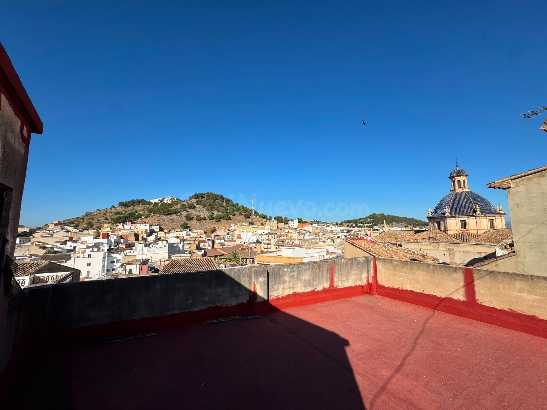 CASA CON EXCELENTES VISTAS EN EL CASCO ANTIGUO DE LLIRIA