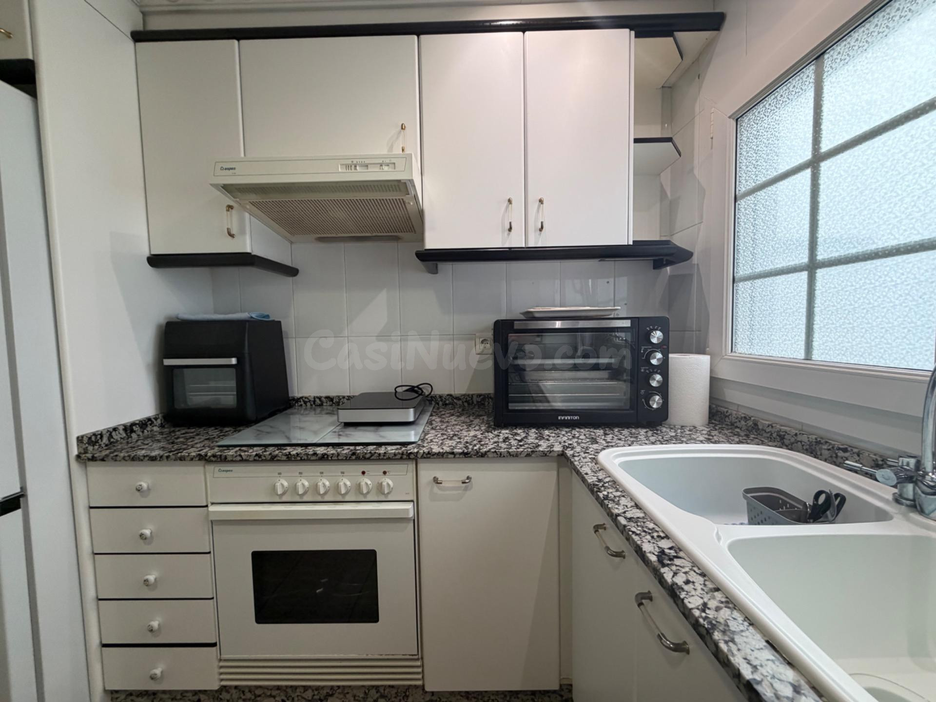 PISO JUNTO AL METRO Y SUPERMERCADOS - foto 5