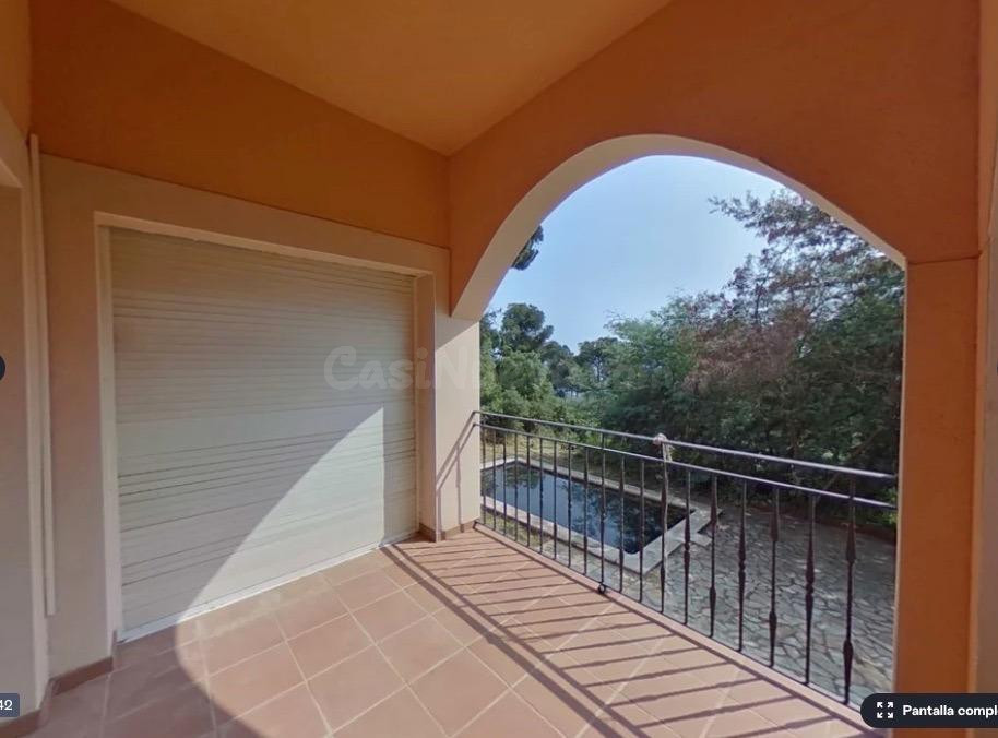 CASA DE 125 M2,  PARCELA 711 M2, PISCINA, C/ VIOLETES, SERRA BRAVA, LLORET DE MAR
