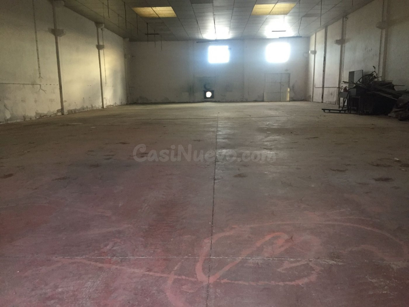 Nave industrial 1300m² en alquiler - Huesca
