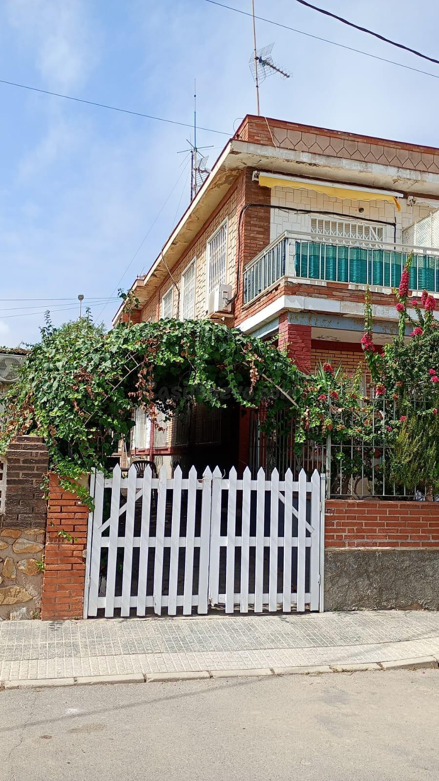 Acogedora Propiedad en Los Urrutias.