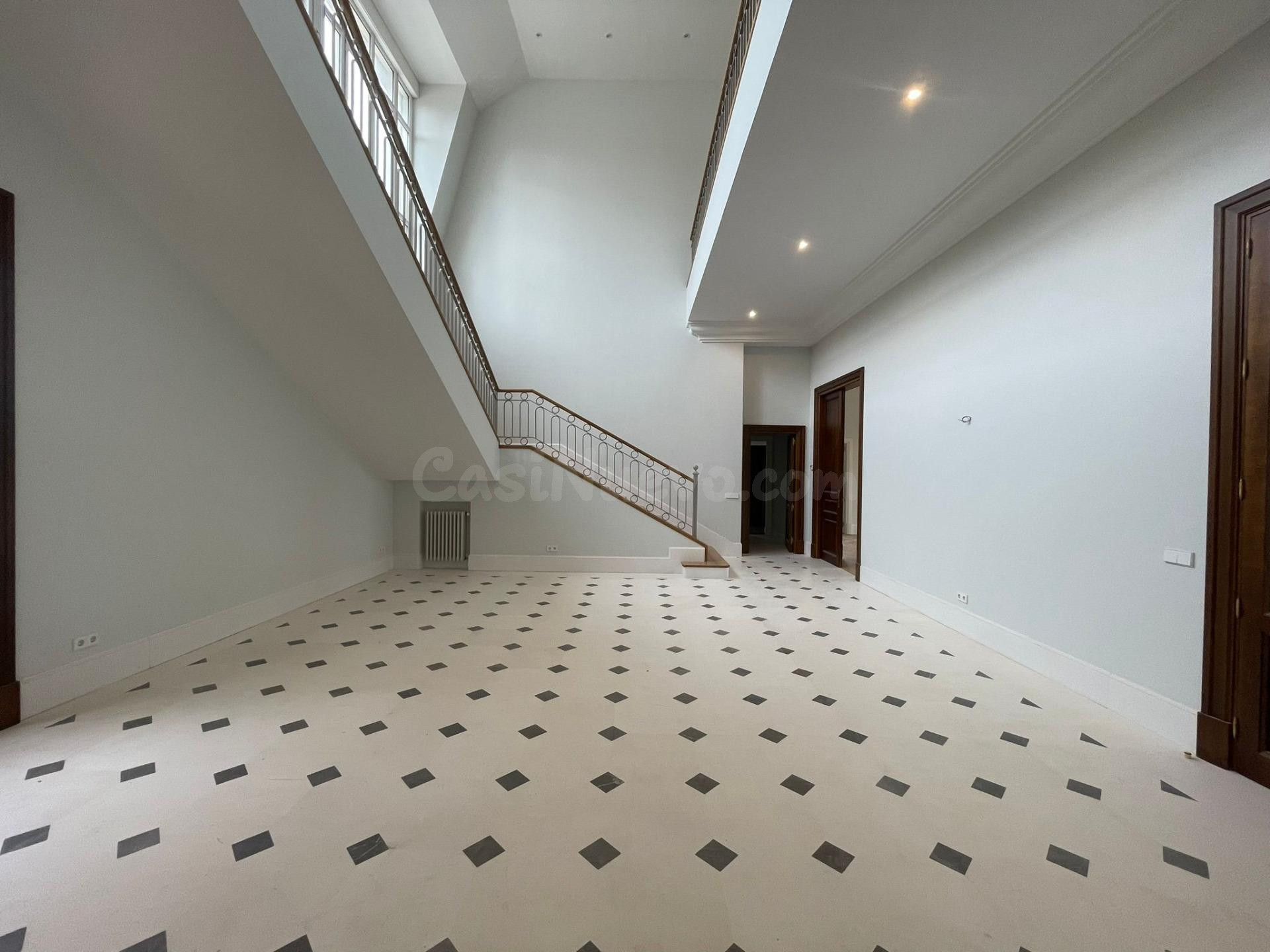 Chalet 7 habitaciones 1250m² en venta - Conde Orgaz - foto 2