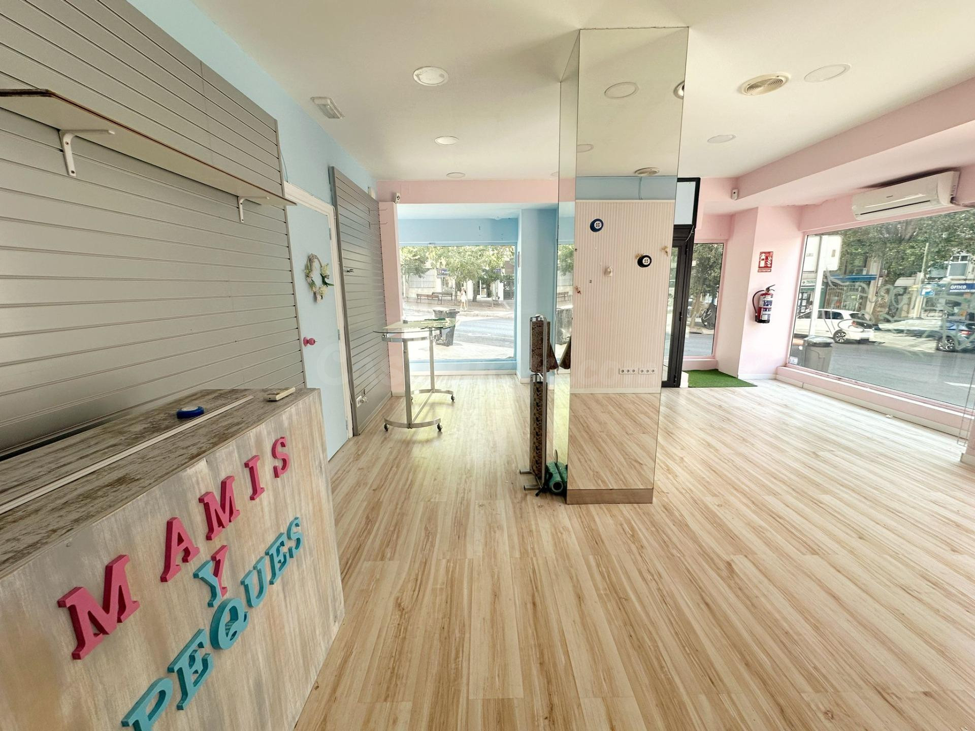 ALQUILER DE LOCAL COMERCIAL EN ESQUINA – AV. DE BETANZOS CON - foto 5