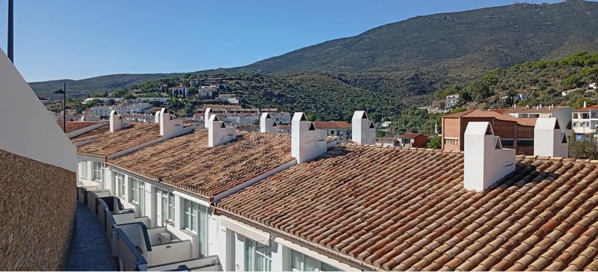 DUPLEX CON PARKING EN CADAQUÉS