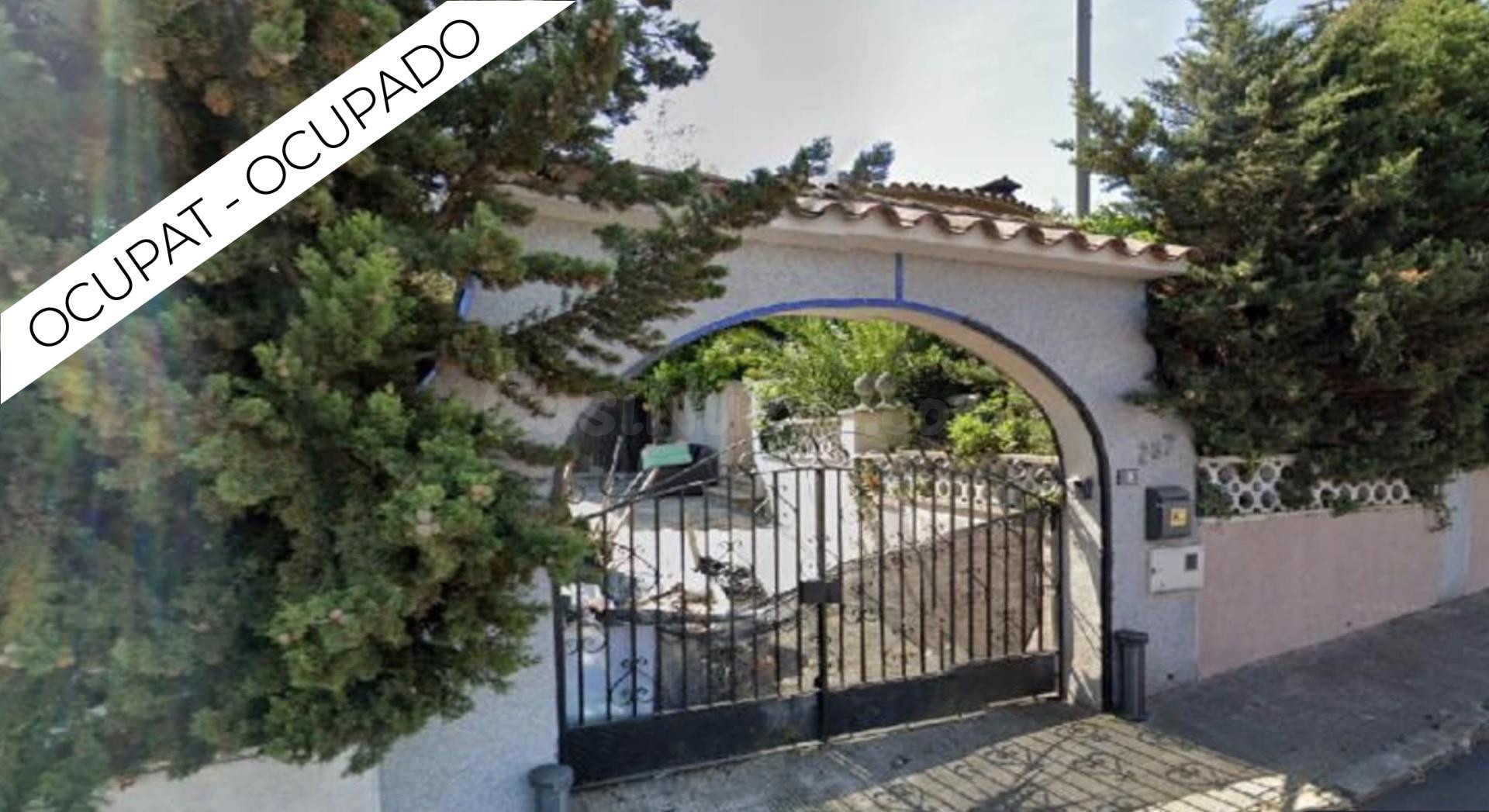 CASA OCUPADA 3 habitaciones, 138 M2, C/ MARE DE DEU DEL COLL