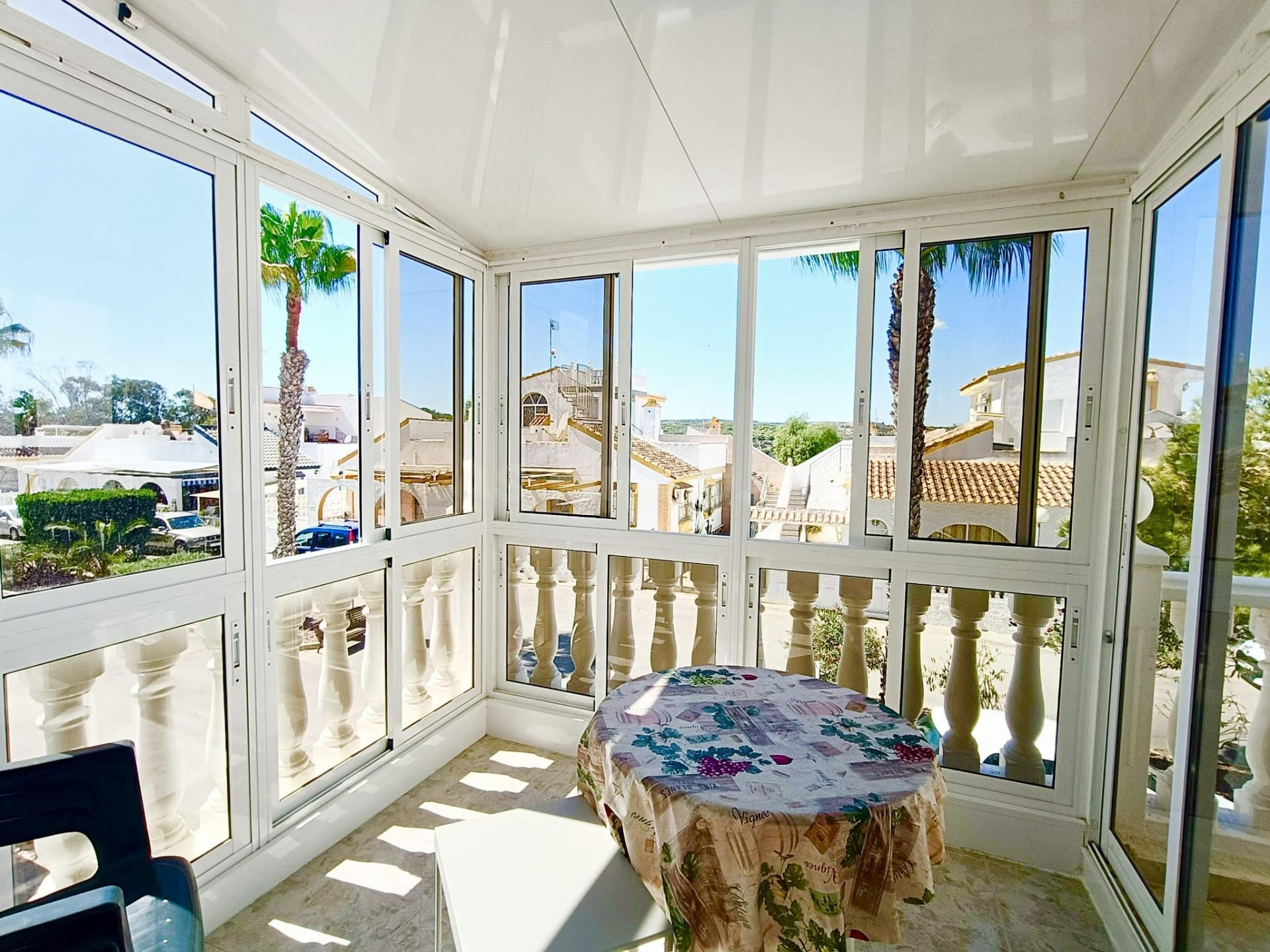 Bungalow en planta alta con piscina comunitaria en el Edén, Guardamar-336MV- Marco Villas Real Estate