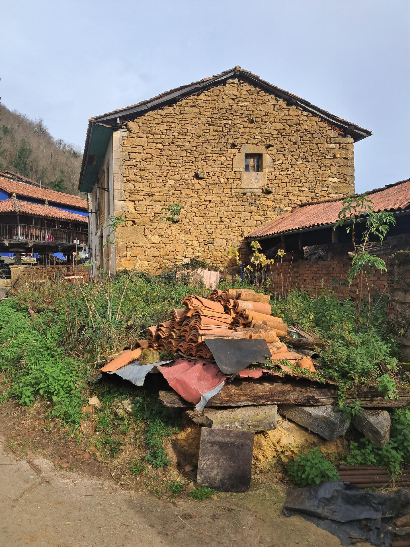 CASA DE PIEDRA EN ZONA RURAL - foto 2