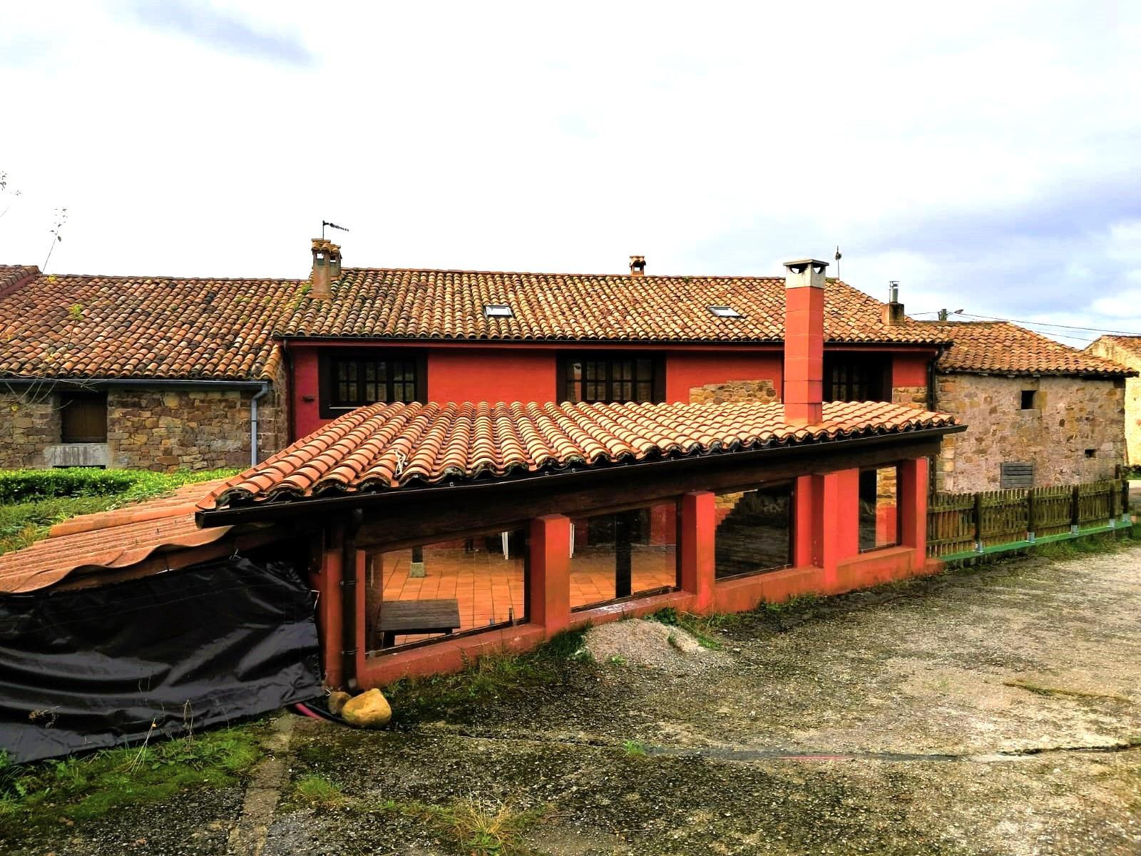 Casa 7 habitaciones 280m² en venta - Selorio - Tornón - foto 5