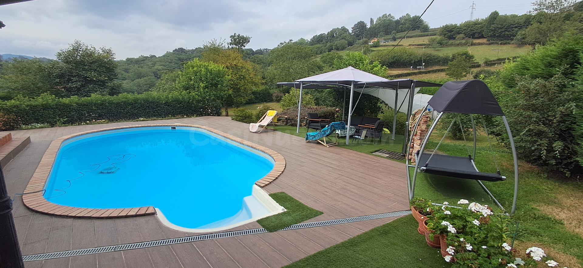 Magnifico chalet con piscina en el centro de Asturias