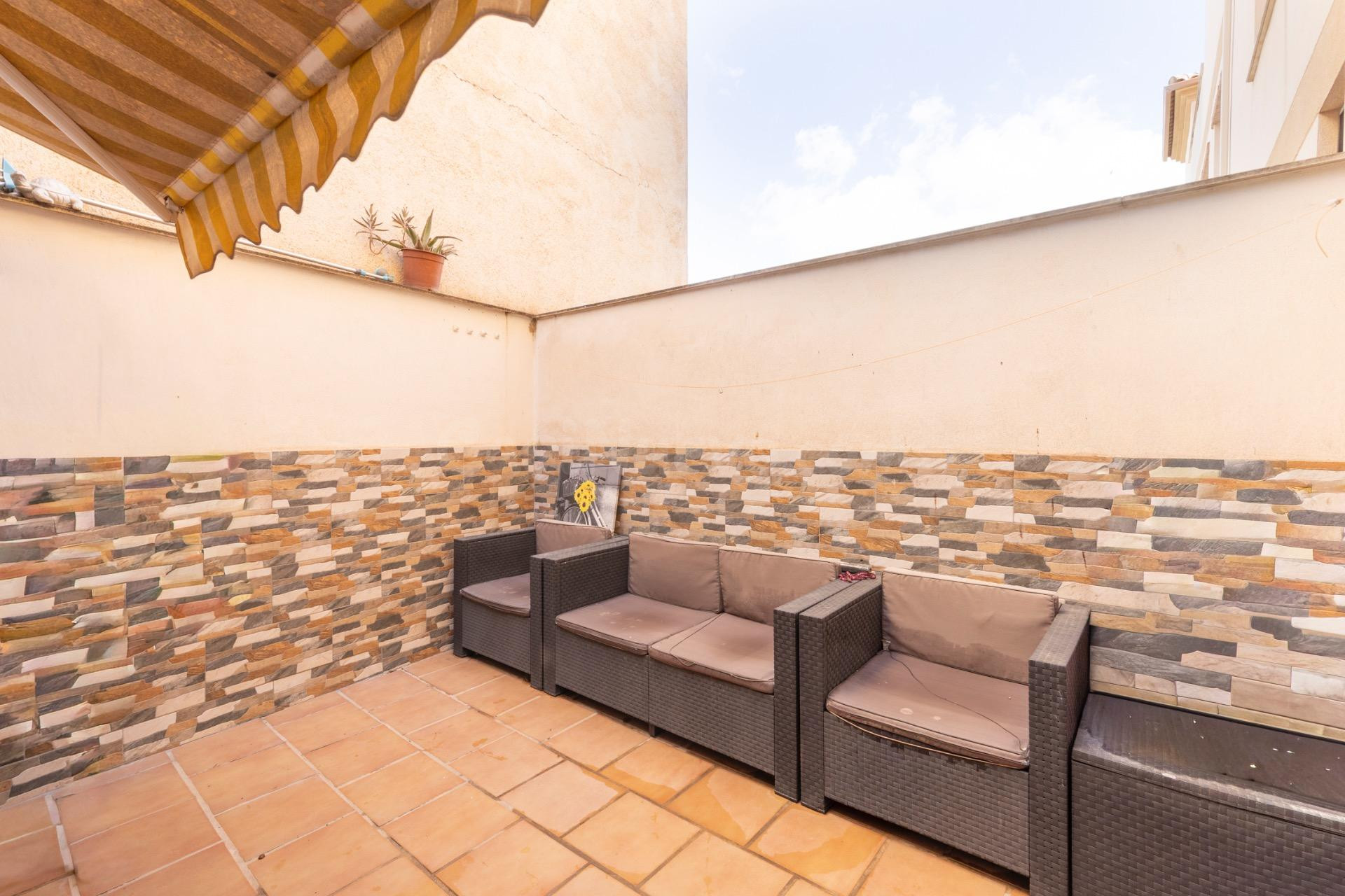 FANTÁSTICO PISO EN VENTA EN CIJUELA CON PATIO, GARAJE Y TRAS