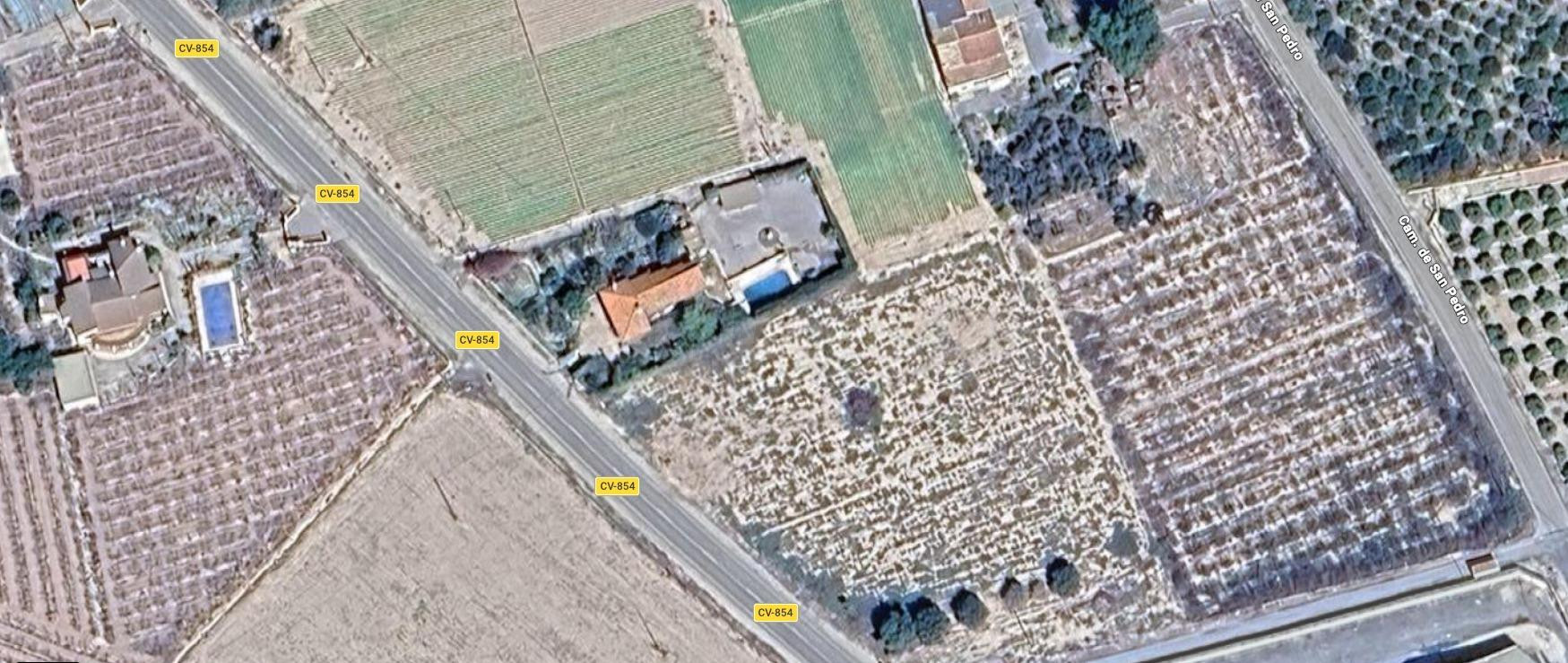 Parcela en zona 5.400 m2 Asprillas