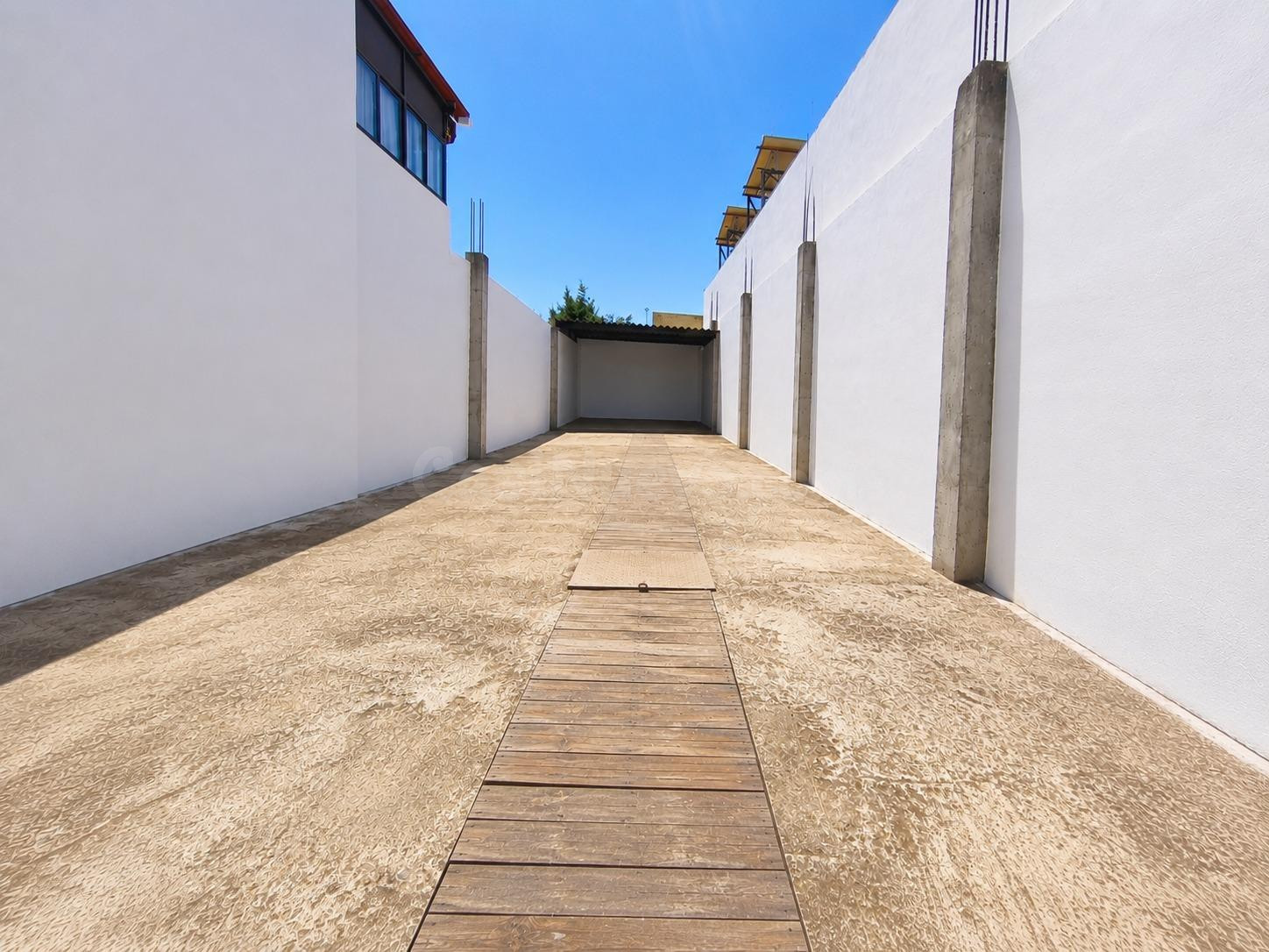 ¡OPORTUNIDAD EN BOLLULLOS! Solar de 150 m2. - foto 5