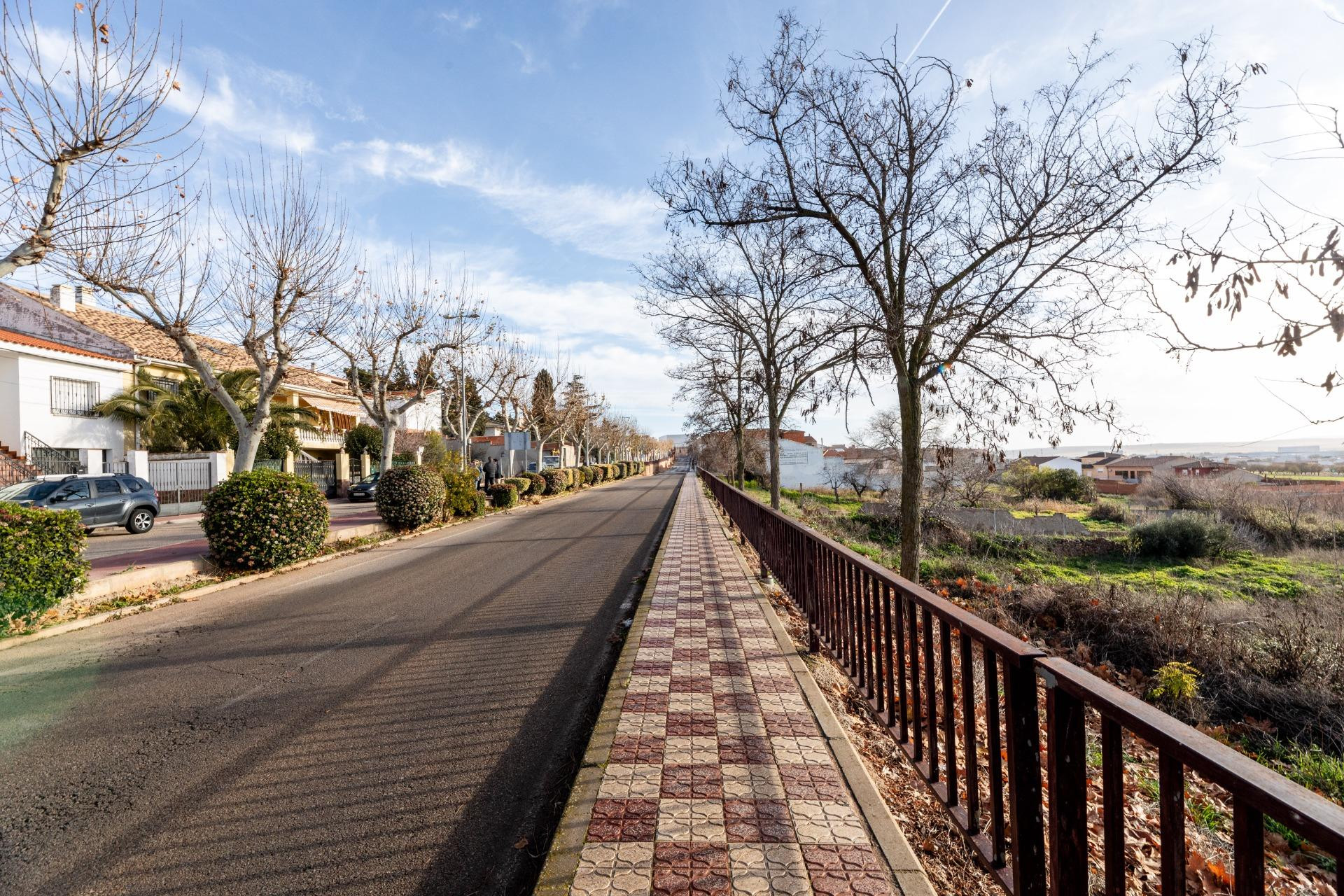 Terreno urbanizable 6744m² en venta - LOS YEBENES   TOLEDO - foto 5