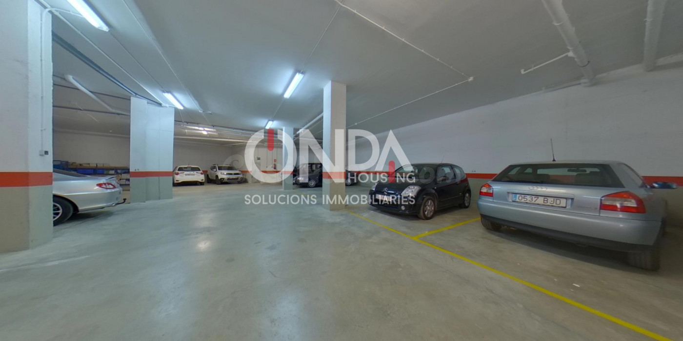 Plaza de Parking en Tremp - foto 3