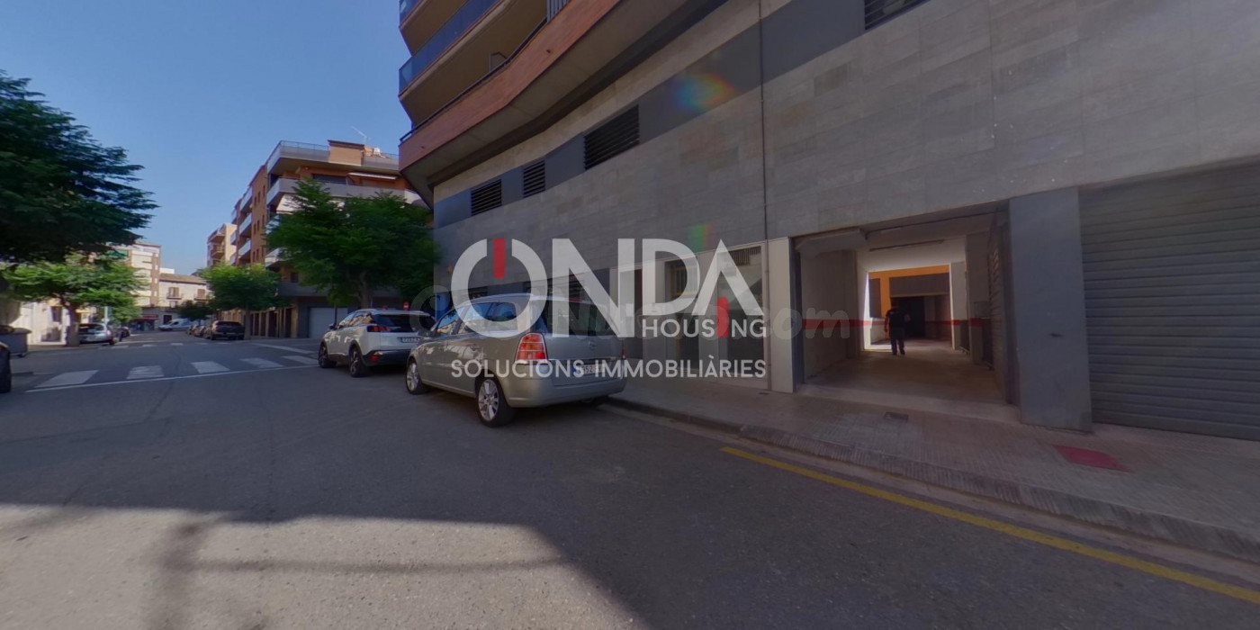 Plaza de Parking en Tremp - foto 5