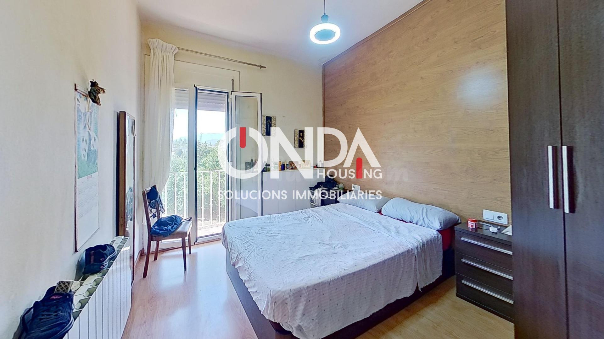Hermosa Casa con Jardín en Venta en Tremp - foto 2
