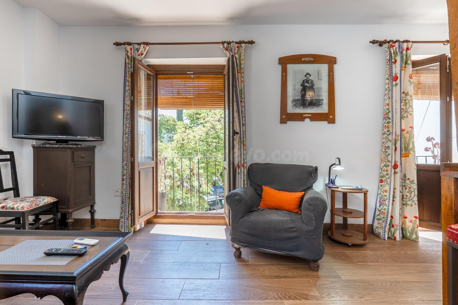 CINCO APARTAMENTOS MAS UN LOCAL: UNA JOYA EN EL CORAZÓN DEL ALBAYZIN, CON LICENCIA TURÍSTICA