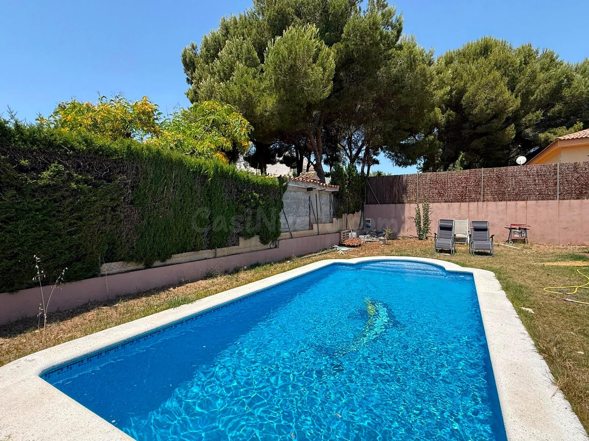Alquiler Temporal Exclusiva Casa Reformada con Piscina Privada - Calafell