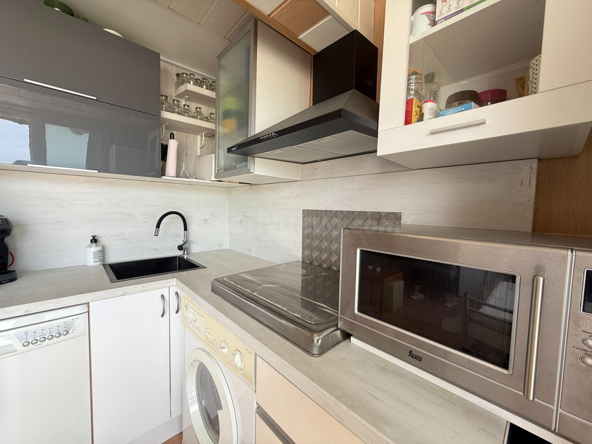 ESTUDIO AL LADO DEL MAR  · PLATJA D’ARO - foto 3