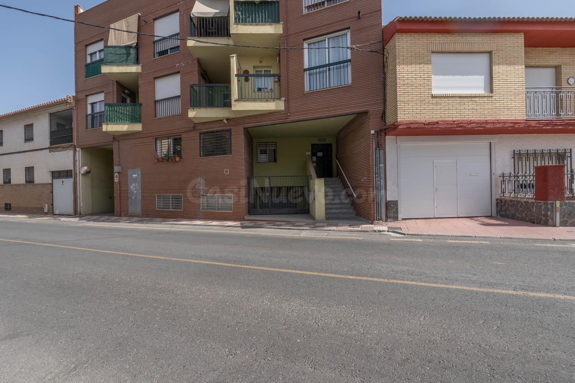 OPORTUNIDAD DE AMPLION PISO EN CHURRIANA DE LA VEGA, JUNTO PARADA DEL METRO