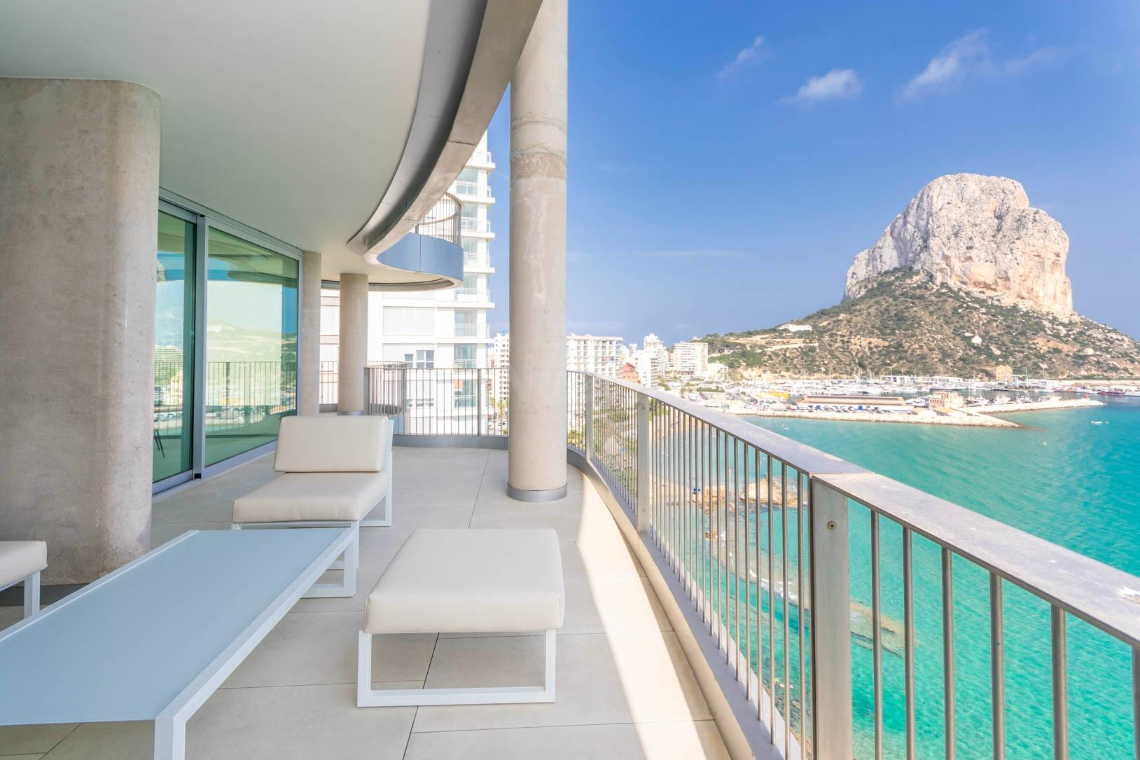 Exclusivo Deluxe Apartment Frente al Mar con Vistas Panorámicas al Mediterráneo