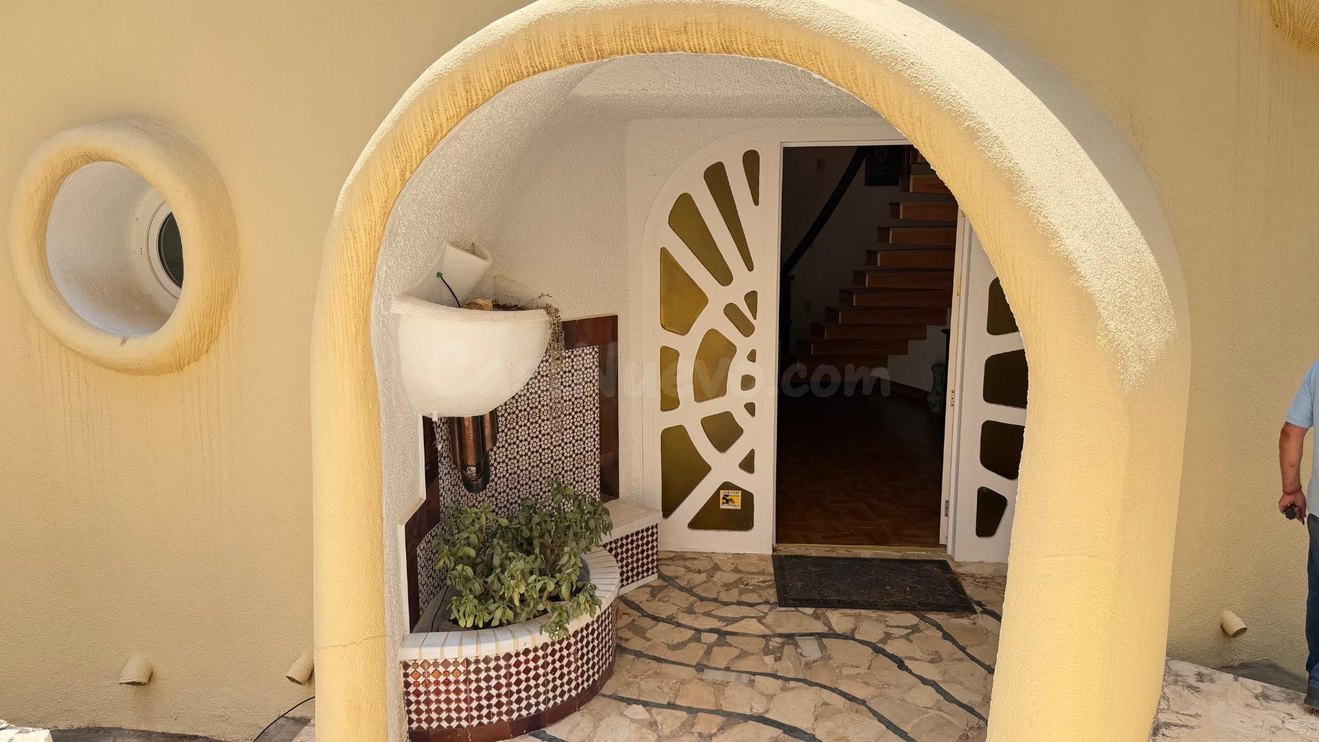 Exclusiva villa con alma mediterránea y total privacidad - foto 2