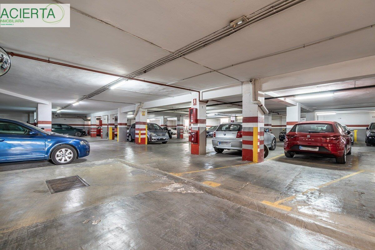 Garaje a la venta en zona Hipercor