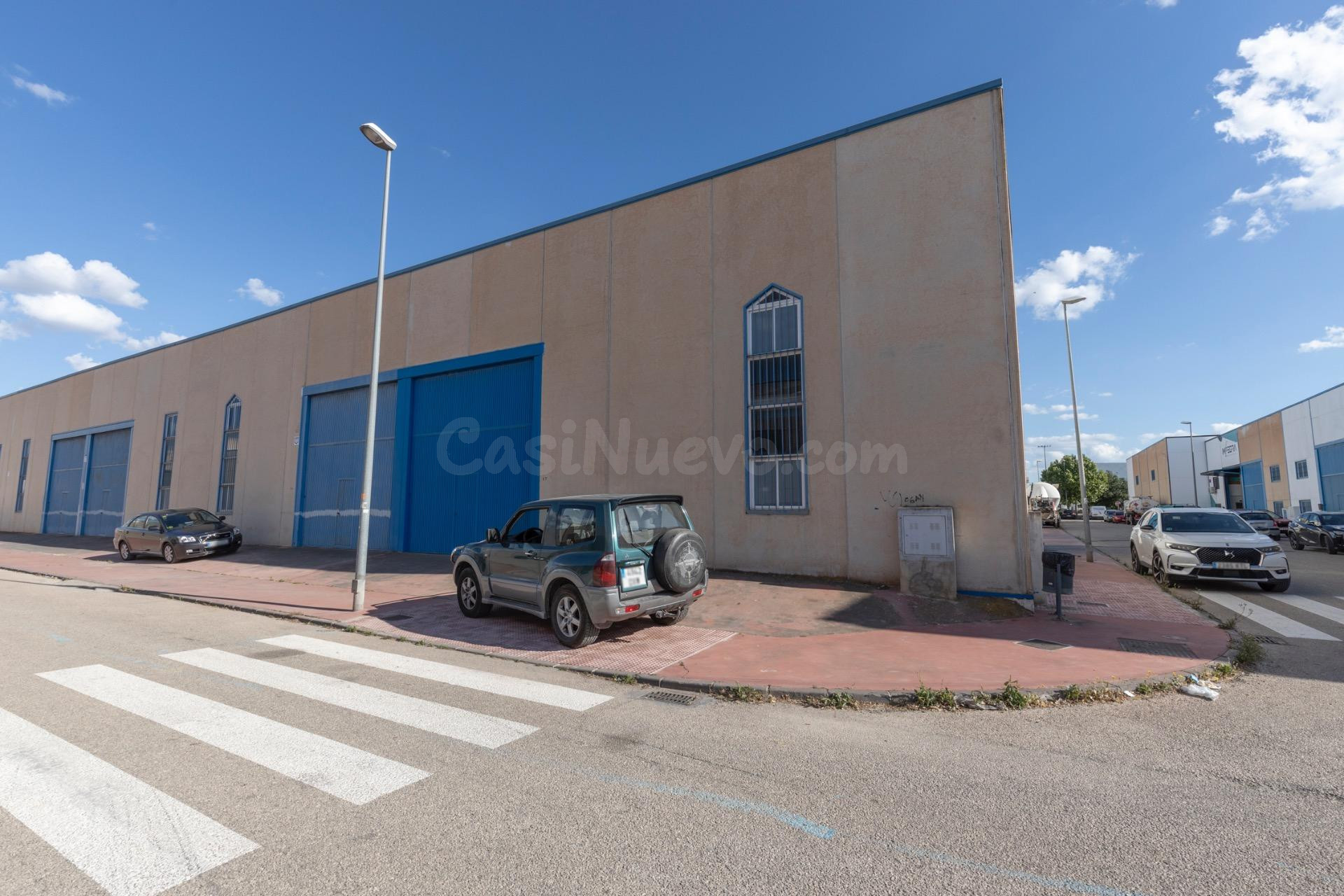 ¡Oportunidad única en Cijuela! Nave industrial lista para empezar a trabajar desde el primer día