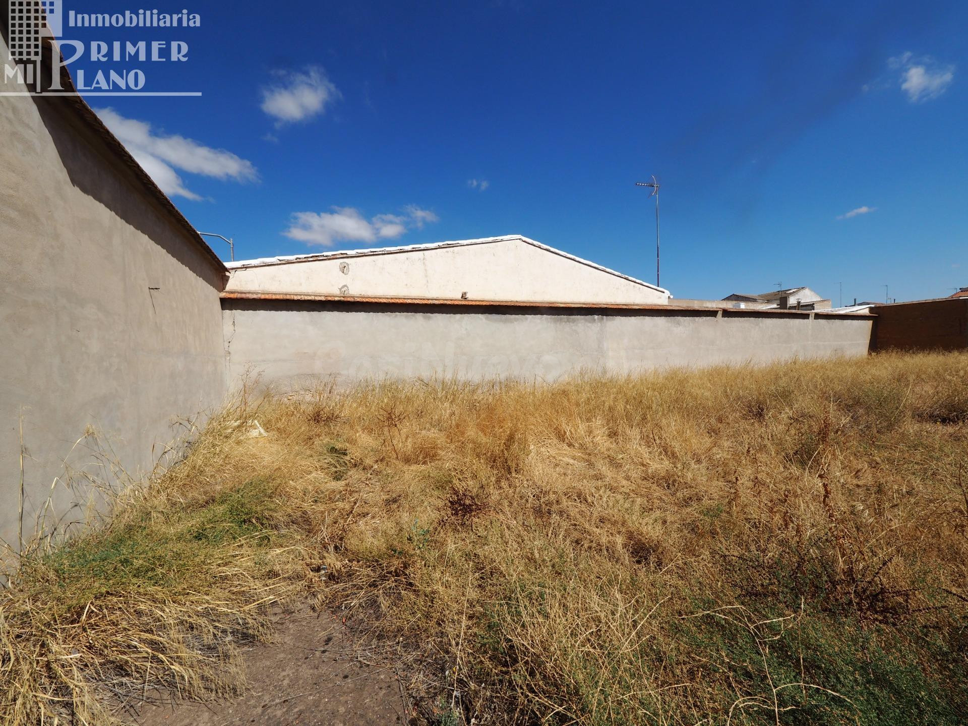 Se vende solar junto a calle Claudio Coello con 244 m2 y 10  - foto 2
