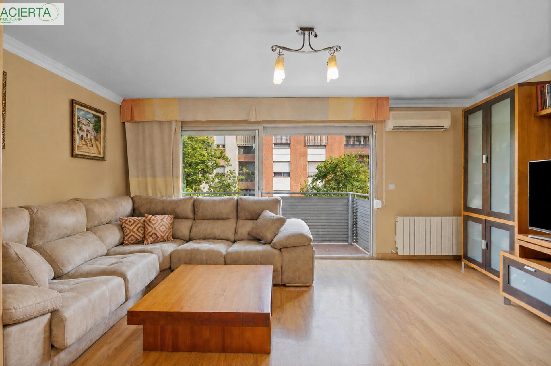 EN VENTA ATICO DÚPLEX CON GRAN TERRAZA JUNTO ESTACIÓN DE AUTOBUSES